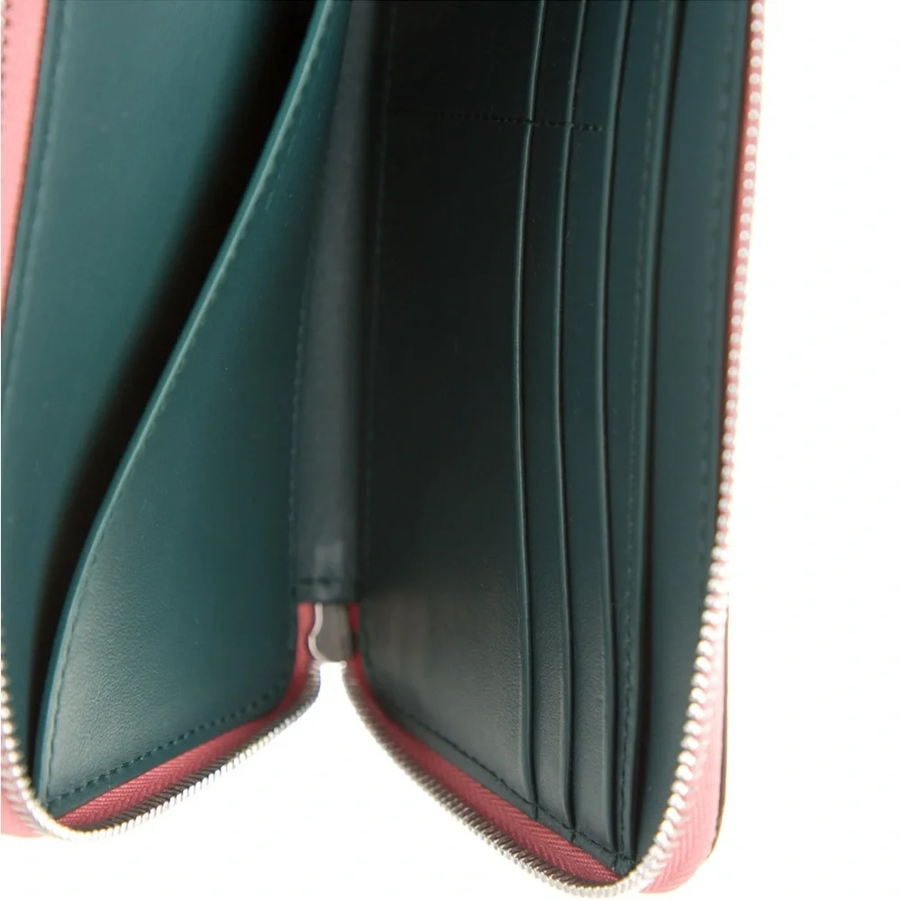 Burberry Marais Abbey Two Tone Leather Zippy Ziparound Wallet Passport Holder